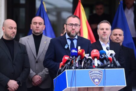 Тошковски: Голема неприлагодена брзина е причината за вчерашната трагедија на патот Кичево-Гостивар