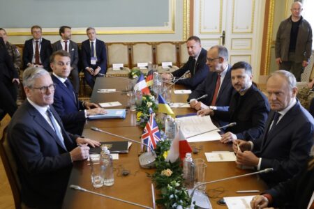 Лидерите на Франција, Германија, Полска и Велика Британија ја повикаа Русија на безусловно 30-дневно примирје