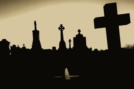 Тврдат дека овие гробишта се полни со вампири