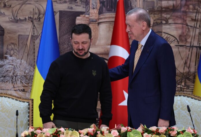 Ukrainian President Volodymyr Zelensky visits Turkey