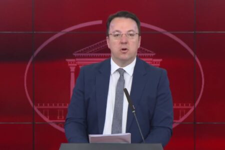 Со првата рата од Лондон ќе се градат болниците и пругата