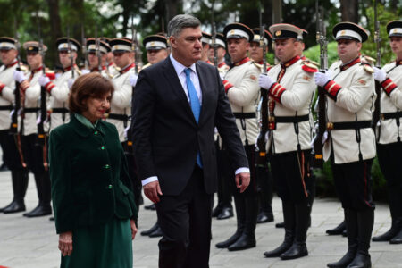 Милановиќ во Скопје: Немојте да бидете жртва на никаква принуда