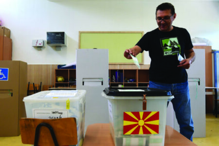 ПО НАЈАВАТА ДЕКА Е МОЖНА ПРОМЕНА НА ИЗБОРНИОТ МОДЕЛ: ЛДП утре поднесува предлог-закон за отворени листи и една изборна единица