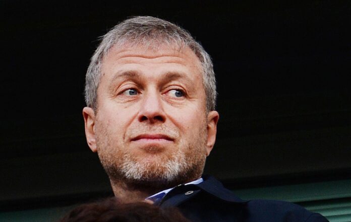 Abramovich hands Chelsea FC over to foundation trustees