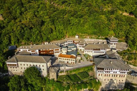 Бигорски манастир со честитка до новиот митрополит Георгиј: На многаја лета!