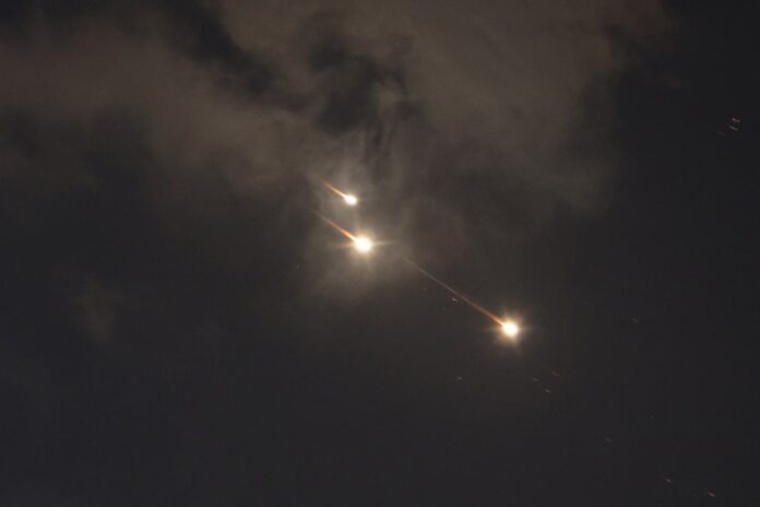 Iran fires missiles at Israel