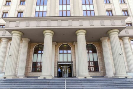 Судење за тетовскиот случај со присилна проституција што ја потресе јавноста: Девет години пекол – клиентите признаа вина, сопругот не