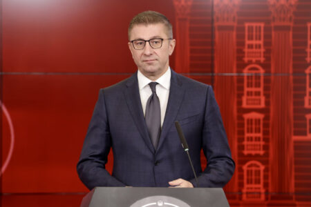 Мицкоски: Амандманите беа здружен предлог на четири групи во ЕП