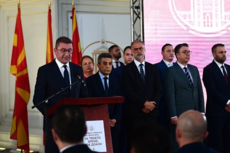 Мицкоски по повод една година Влада: Наследивме руиниран систем, но успеавме да ги поставиме темелите на промените/ФОТО/ВО ЖИВО