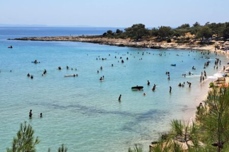 Грција е скапа, Албанија не е евтина, а и во Охрид цените се како на море