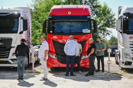 Македонските превозници сардисани од европски давачки