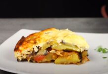 Не мора да е мрсно за да биде вкусно: Мусака од тиквици и компири, одличен предлог за брз летен ручек