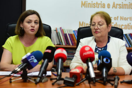 Просечната оценка на државната матура 3,69, најголем скок кај математиката