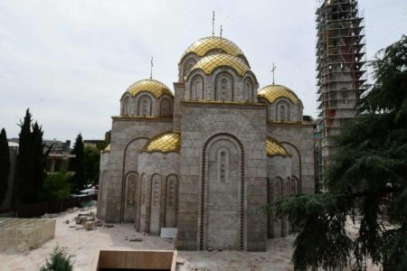 На 28 септември осветување на храмот „Свети Константин и Елена“ во центарот на градот