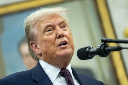 Не ми го трошете времето, воведете и санкции на Русија, им порача Трамп на НАТО членките!