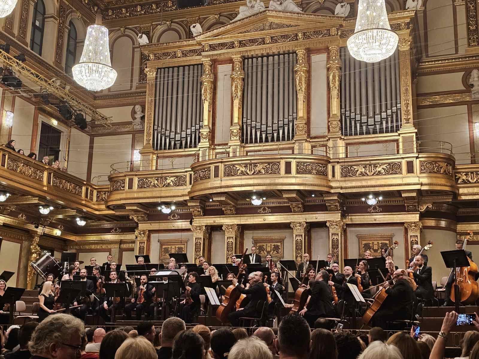 574585457_1274362734733272_6959958890241302901_n