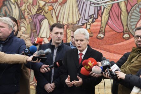 Ахмети се повлекува од политиката по вториот круг?!