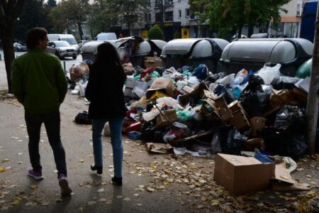 Разврската на проблемот со ѓубрето во Скопје ќе биде многу интересна, најави Мицкоски