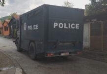 Косовски безбедносни сили тврдат дека „по грешка“ влегле во Северна Митровица