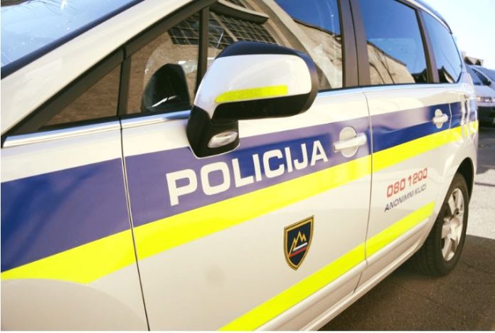 policija-sloivenija 696x468 (1)