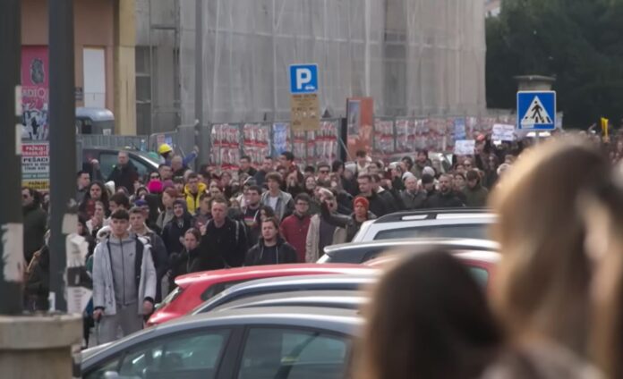 studenti srb video