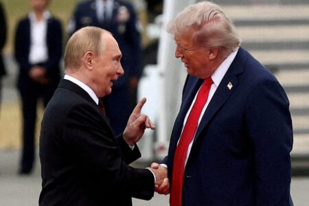 Трамп не сака да „губи време“ со Путин: Зошто не можат да се договорат за мир во Украина?!