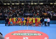 Ревијален ракометен спектакл на теренот во „СЦ Јане Сандански“ под мотото „Легендите на сцена“ /ФОТОГАЛЕРИЈА