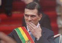 Боливија тргна на десно, новиот претседател, Паз, вети капитализам за сите