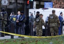 Трамп најави дека ќе преземе чекори за отстранување на странците „што не припаѓаат тука“, oткако Авганистанец пукаше во двајца гардисти