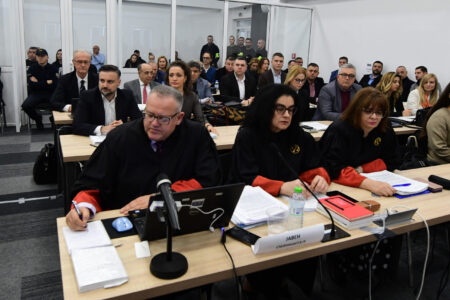 Родителите веруваат дека цијанидот убивал – Обвинителството уверува: нема основ за нови обдукции