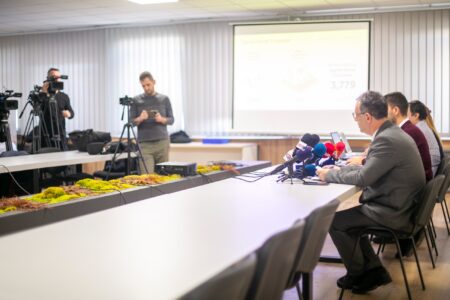 Нема веќе вработувања и специјализации по желба – лекарите ќе одат каде што има потреба од нив