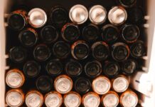 Тестирани 22 енергетски пијалоци: Резултатите се алармантни, содржат хемикалија што ги уништува хормоните