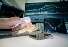 Крај на евтиниот онлајн шопинг!