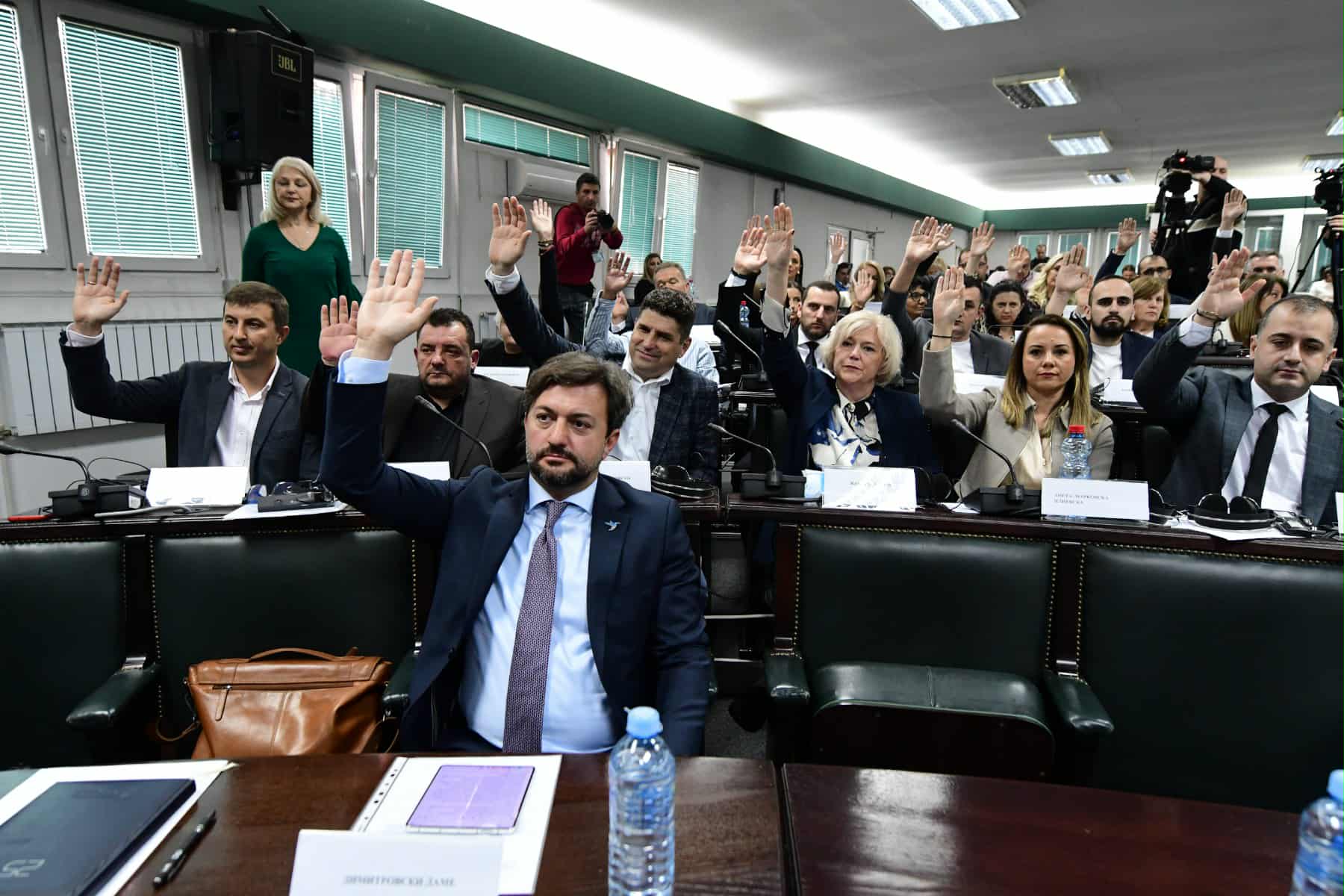 f3154fb7-0302-47f2-8135-517e6d667736