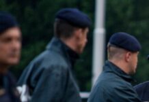 Протест на членовите на „Торцида“ во Сплит – пред судот побараа „ослободување на нивните браќа“