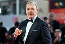 Кевин Спејси повторно во рацете на правдата: Тројца мажи поднесоа тужби за сексуален напад