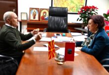 Жителите на Општина Кисела Вода ќе добијат 30 контејнери за текстилен отпад