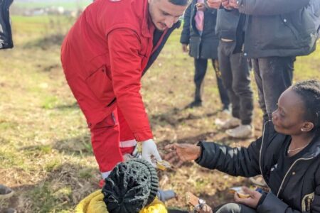 БАЛКАНСКАТА МИГРАНТСКА МАРШРУТА НЕ ЗАМРЕЛА НИ ПО ДЕВЕТ ГОДИНИ ОД ЗАТВОРАЊЕТО:Бизнисот со шверц на мигранти не мирува – илјадници запираат на Богородица, стотици успеваат да стигнат до Европа  