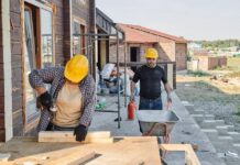 Саатнината во Германија ќе чини најмалку 13,9 евра, во Албанија и во Косово 3 евра, во Македонија сега е 2,4 евра