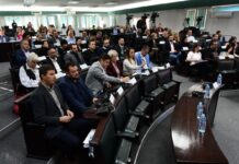 Градот во долгови до гуша – јавните претпријатија уште повеќе!