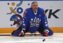 Овечкин ги поместува границите