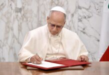 Папата Лав ги повика Либанците да останат во својата земја