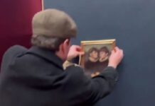 ТикТок-ери го измамија обезбедувањето на Лувр и го закачија својот портрет покрај Мона Лиза/ВИДЕО