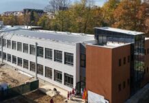 Учениците од ООУ „Блаже Конески“ ќе добијат нова спортска сала и нови училници