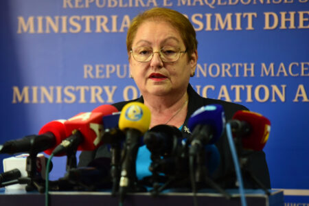 ЈАНЕВСКА: По малку разбирам албански, но ќе го усовршам кога ќе имам време