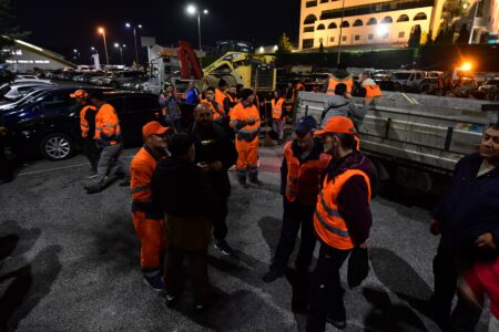 Почна големата акција „72 часа чисто Скопје“ – десетици камиони, цистерни и механизација ќе се погрижат „градот убав пак да никне“/ФОТО