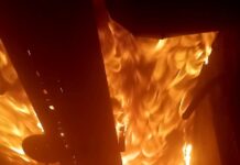 Како почна? Сведоштво на очевидец кој прв го забележал и пријавил пожарот што ја проголта зградата на „Вјесник“/ВИДЕО