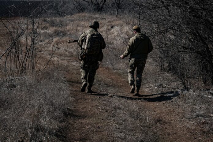 Ukrainian unit performs military training in Donetsk region