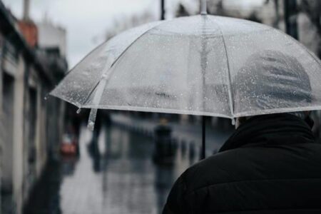 Арктичкиот студен бран и медитеранскиот циклон го менуваат времето на Балканот