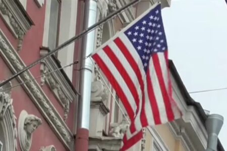 Сенатот постигна договор: Заврши најдолгата блокада на буџетот во историјата на САД